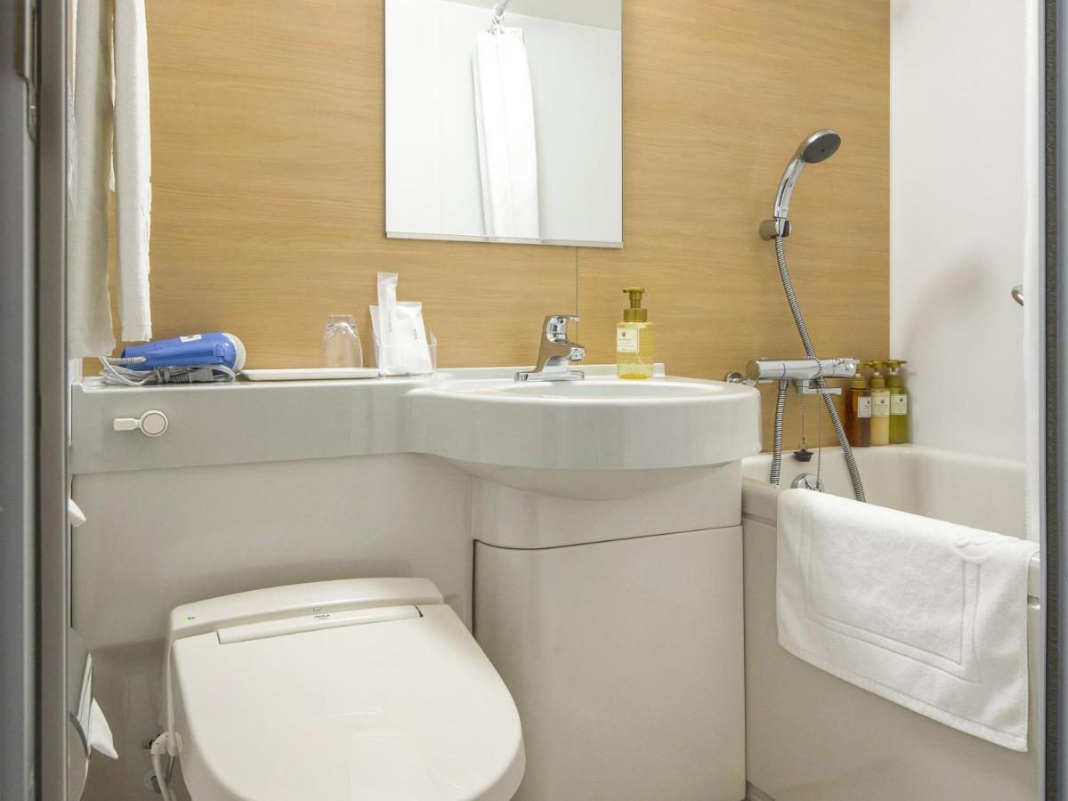 Amenity Hotel In Hakata Фукуока Екстер'єр фото