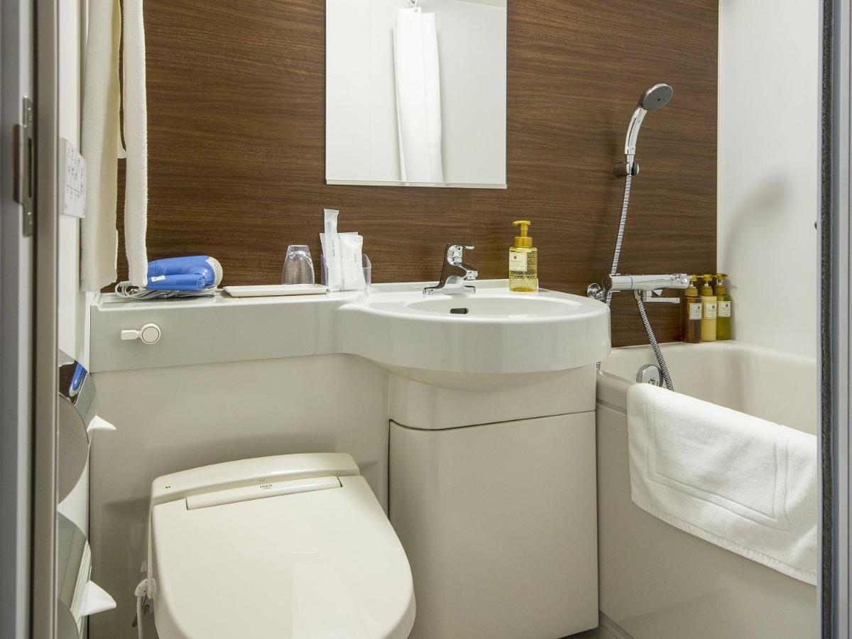 Amenity Hotel In Hakata Фукуока Екстер'єр фото